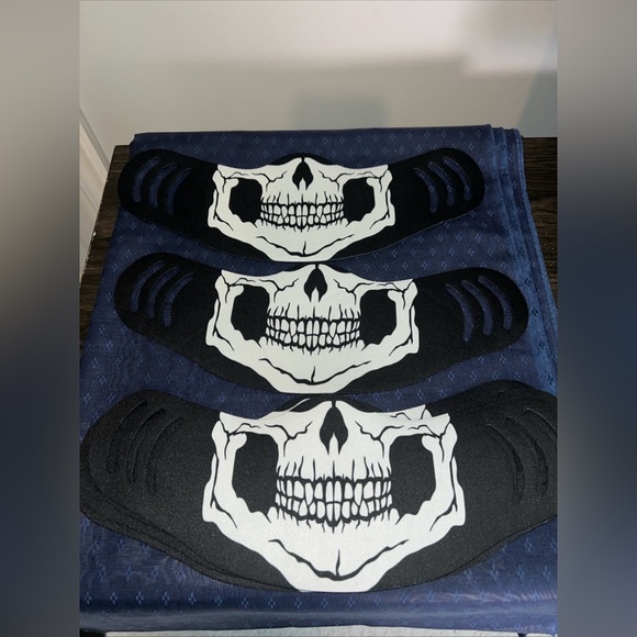 Lot Of 7 Skull Non Medical Mask Adjustable - Picture 1 of 7